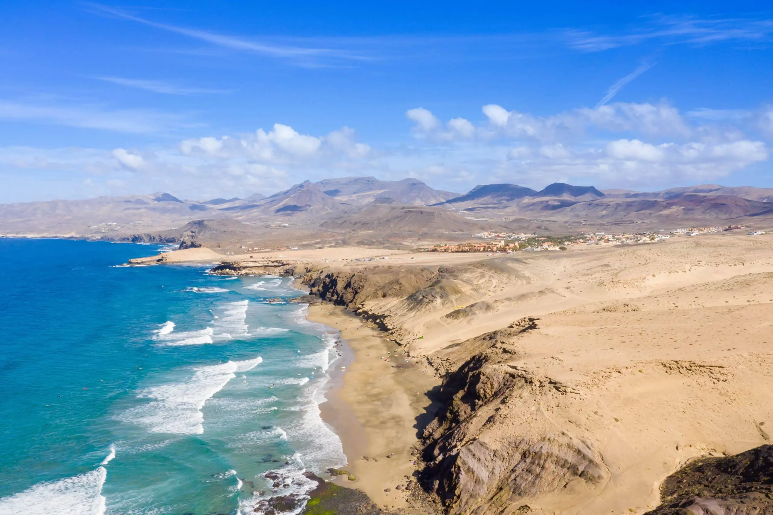 Un viaggio a Fuerteventura tra spiagge, sport acquatici e buona cucina