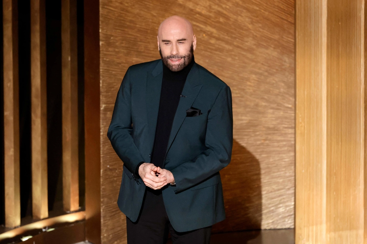 John Travolta, uno dei super ospiti di Sanremo 2024 (Ansa)