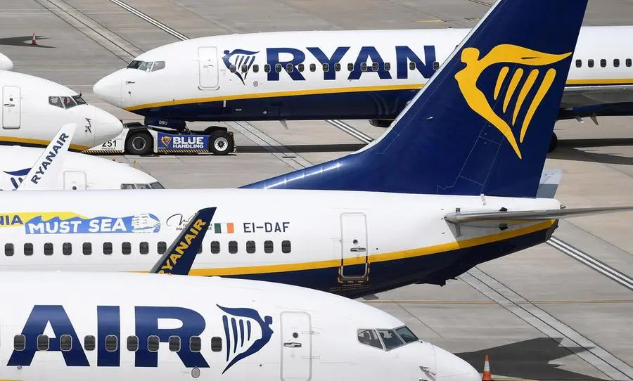 Enac a Ryanair: "Violate norme anti-Covid. Rimedi o stop voli"