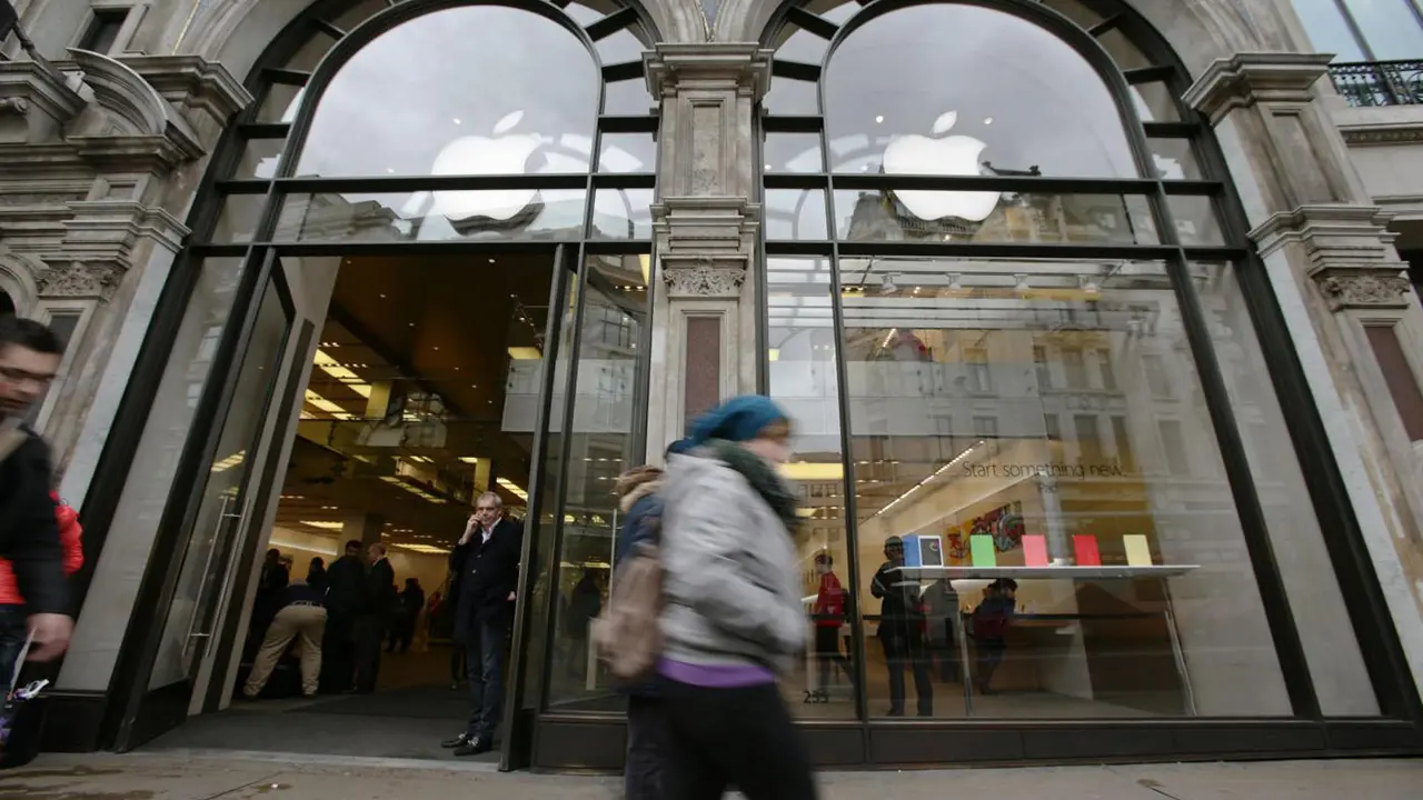 Gli Apple Store ora si chiamano solo Apple