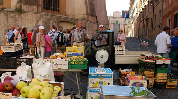 Istat, economia italiana accelera