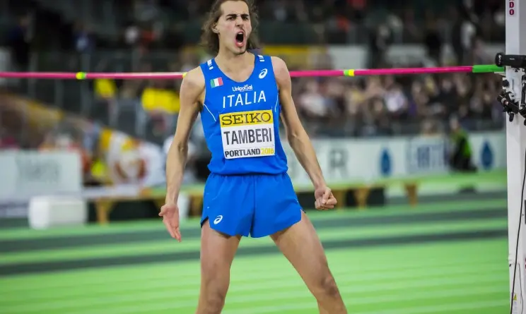 Tamberi si dà al basket: ingaggiato da Siena