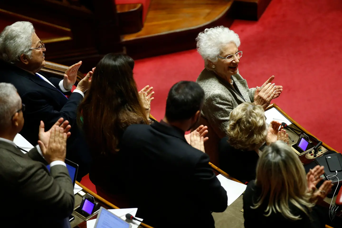 Antisemitismo, via libera alla 'Commissione Segre'. Centrodestra si astiene