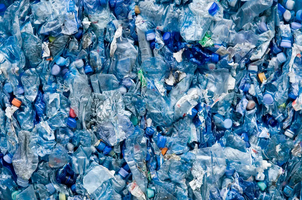 Nel 2020 la produzione di plastica è scesa: cifra più bassa dalla crisi del 2008