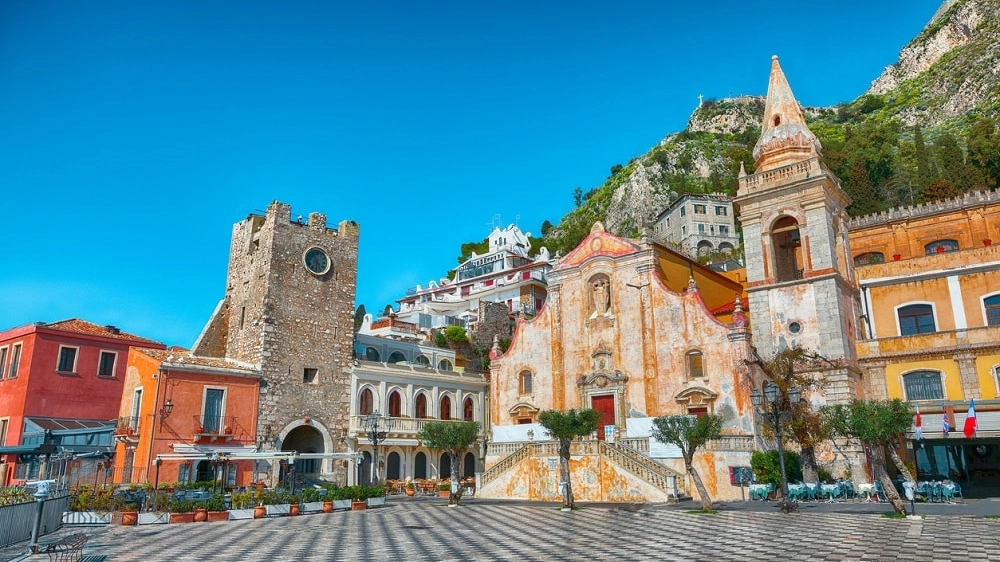 Effetto White Lotus: cosa vedere a Taormina in inverno