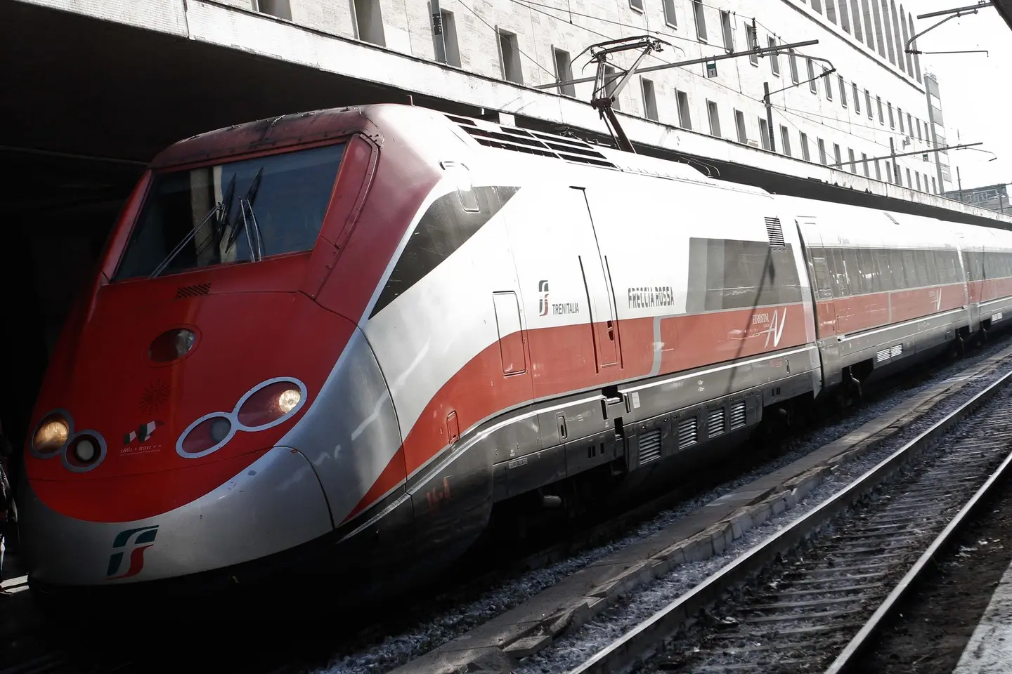 Pendolari, Trenitalia dimezza l'aumento dell'abbonamento all'AV