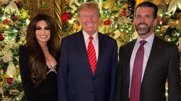 Donald Trump, chi è Kimberly Guilfoyle e che ruolo avrà nella campagna elettorale Usa 2024