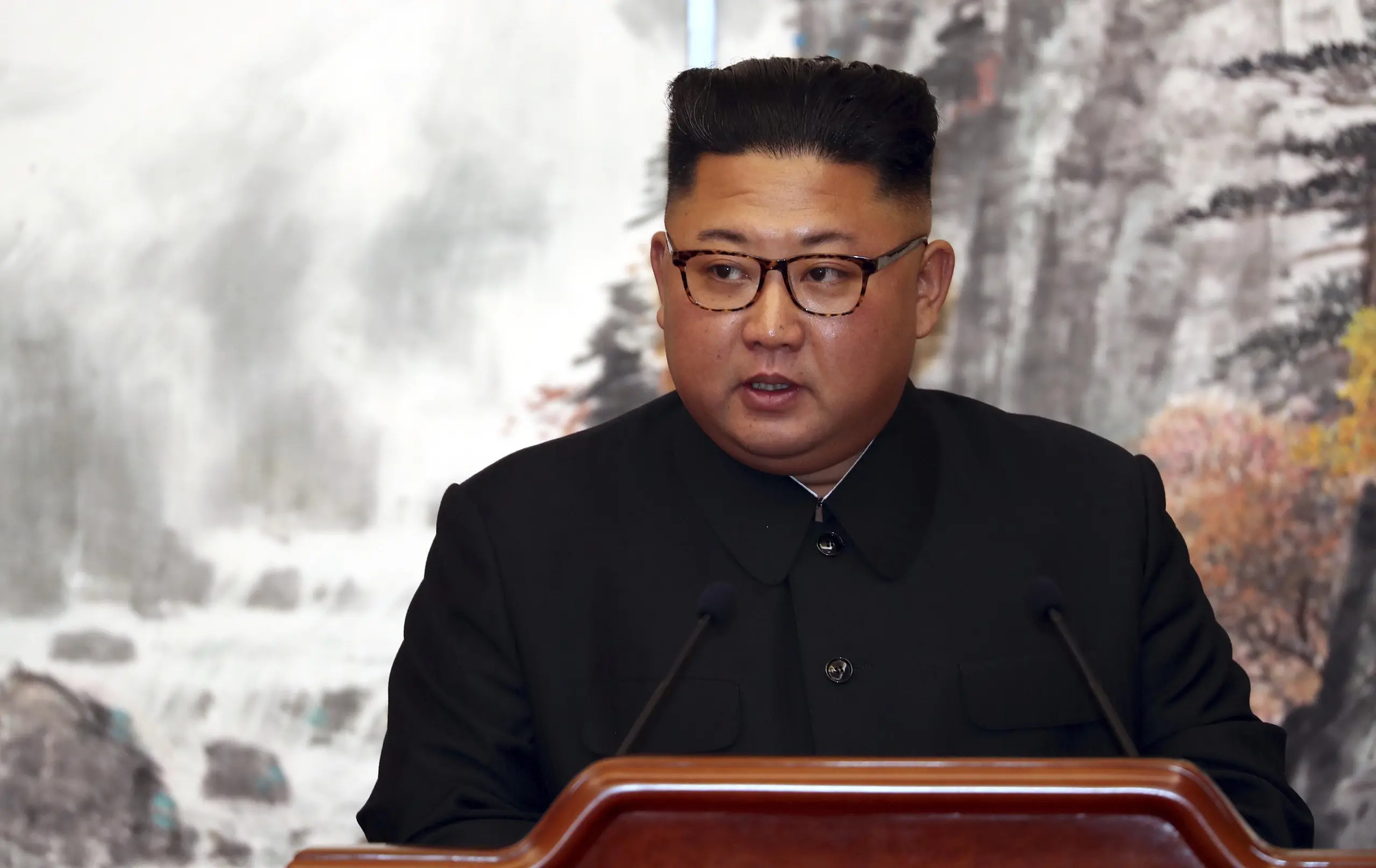 Corea del Nord, Kim invita Papa Francesco. "Pronto ad accoglierlo ardentemente"