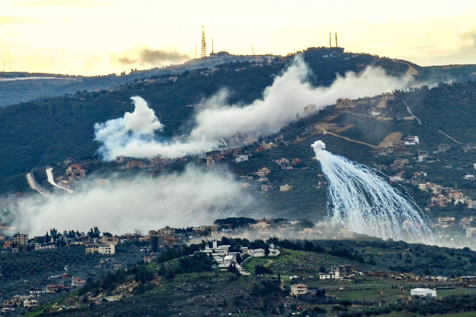 Ataques en el sur del Líbano en la frontera con Israel