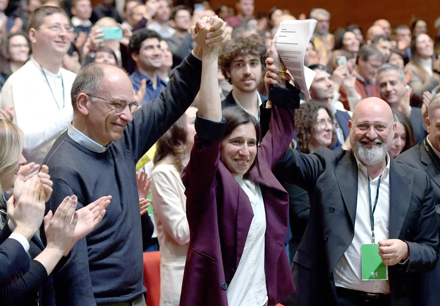 Assemblea Pd, il discorso di Schlein: "Basta cacicchi e capibastone"