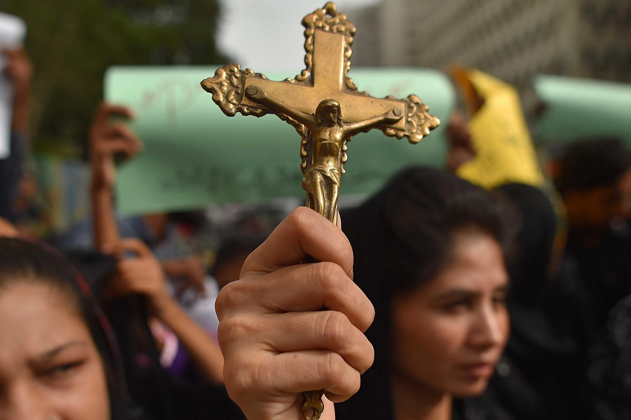 Una manifestazione dei cristiani in Pakistan dopo le violenze