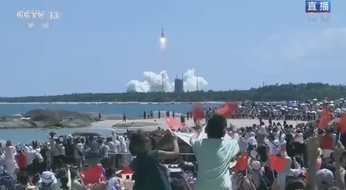 Cina, lanciato il secondo modulo della stazione spaziale Tiangong