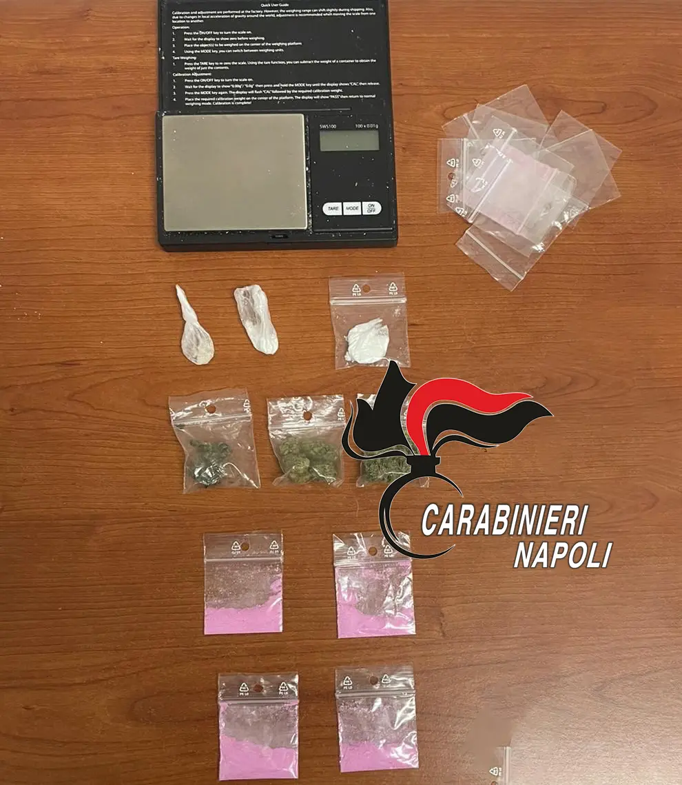 Cocaina rosa da 400 euro a dose negli slip: un arresto nel Napoletano