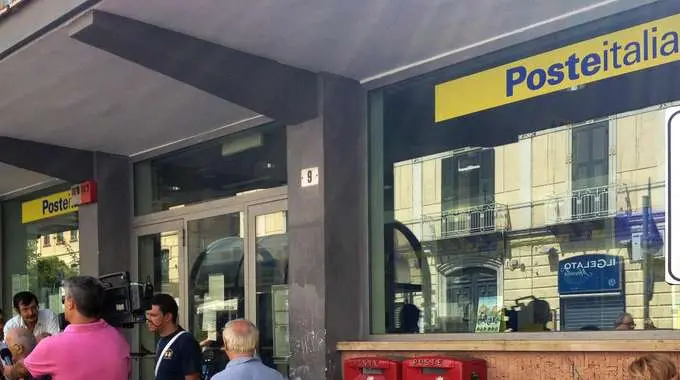 Poste: telefono diventa ufficio postale