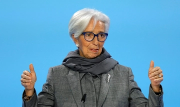 Perché Lagarde indossava uno sciarpone al consiglio della Bce