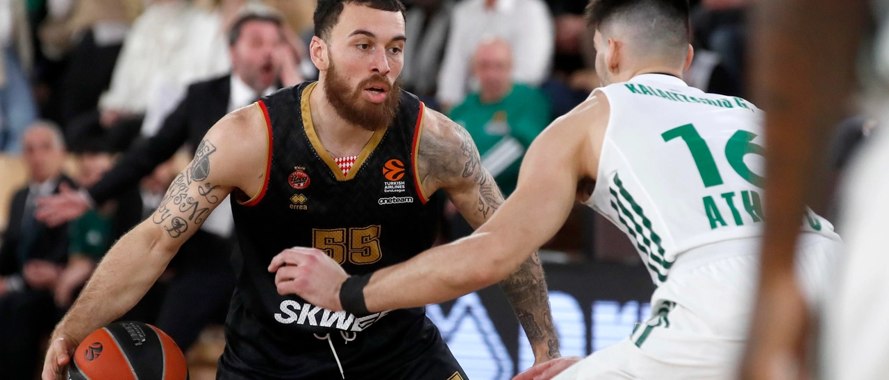 Eurolega, il Monaco sospende Mike James per motivi disciplinari