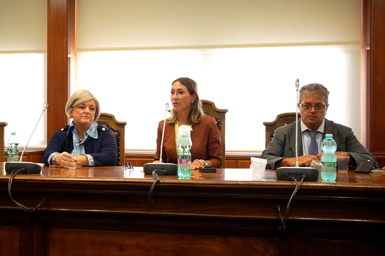 MARINA CALDERONE MINISTRO, MICAELA GALERA COMMISSARIO STRAORDINARIO INPS E VINCENZO CARIDI DIRETTORE GENERALE INPS