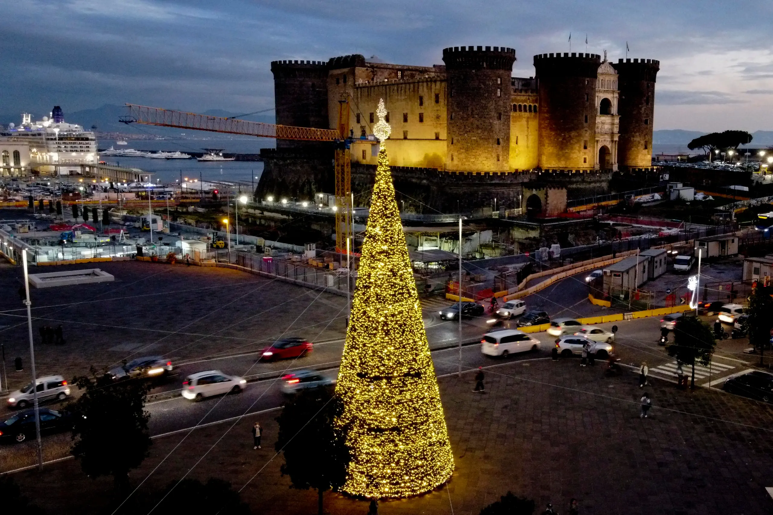 Capodanno, Napoli: 'Passione live' via web. Musica, danza, teatro virtuali anti Covid