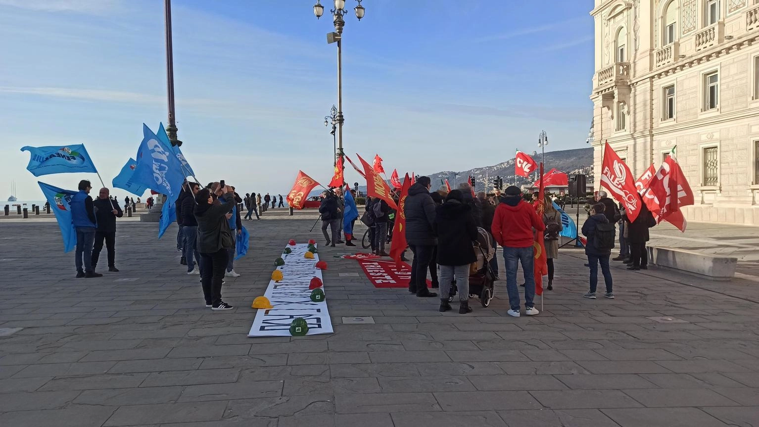 Crollo Firenze: 'Mai per caso' la protesta a Trieste