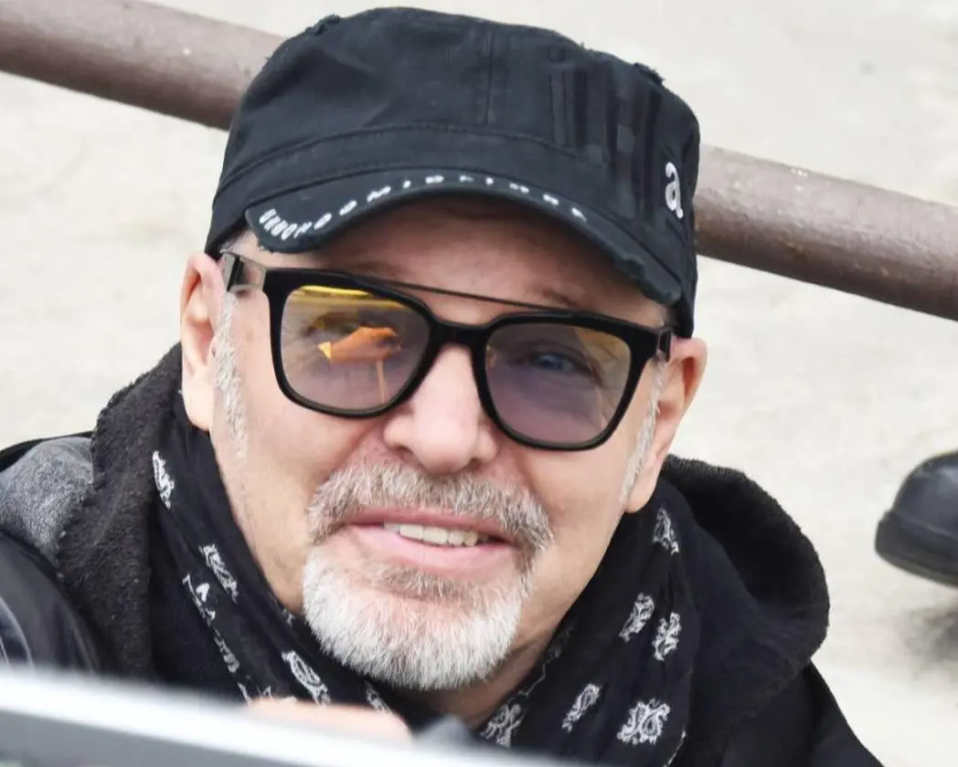 Inizio scuola, l’appello di Vasco Rossi: "Restate aggrappati al vostro futuro"