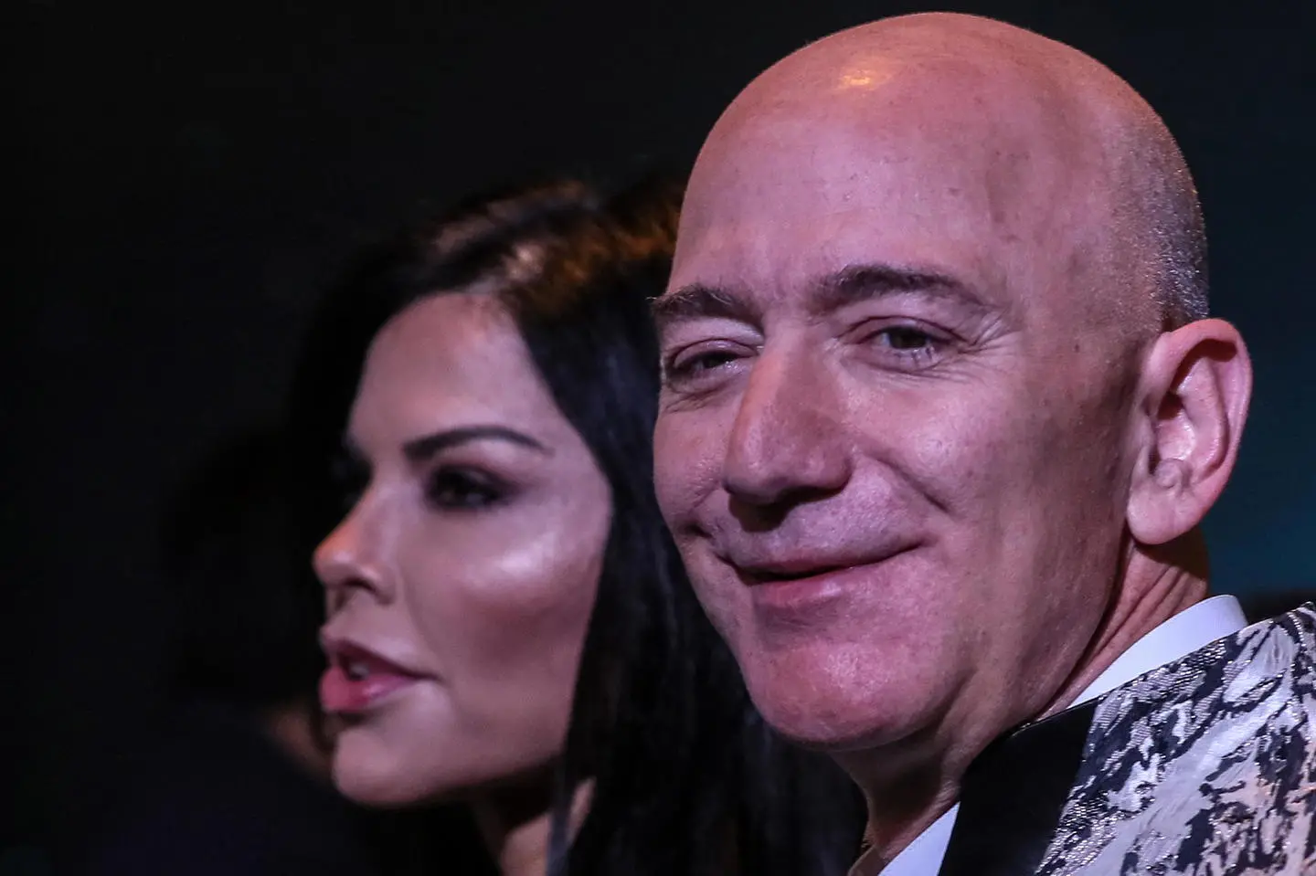 Jeff Bezos sempre più ricco. Mr Amazon è il primo a superare 200 miliardi di dollari