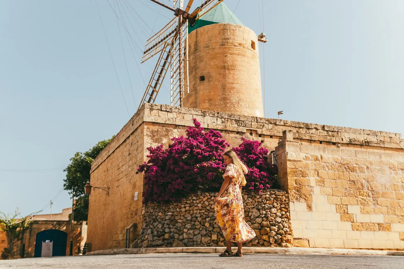 L'altro volto di Malta tra fortificazioni, mulini e catacombe