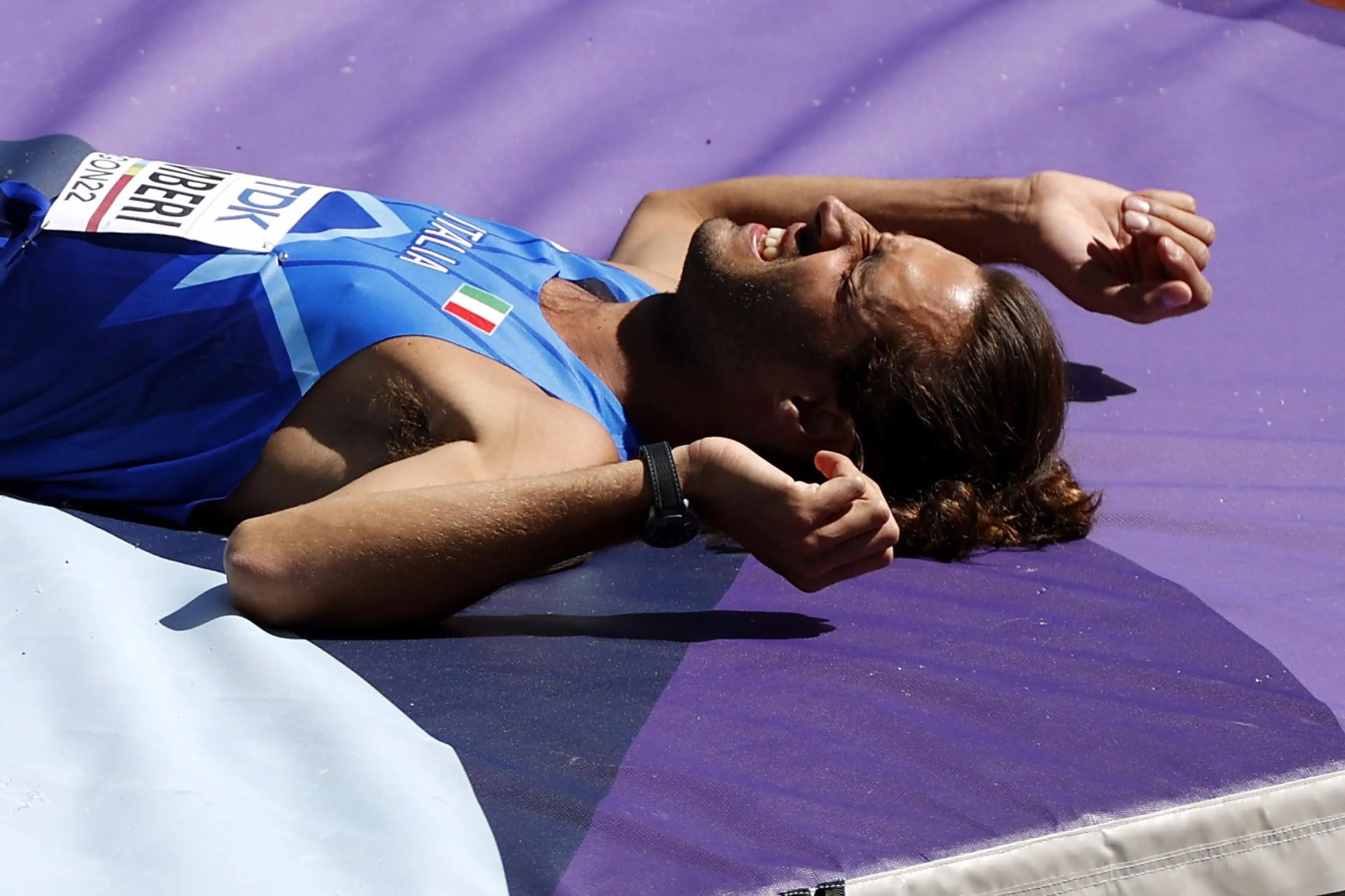 Mondiali atletica, Tamberi si salva all'ultimo salto e va in finale. Eliminato Fassinotti