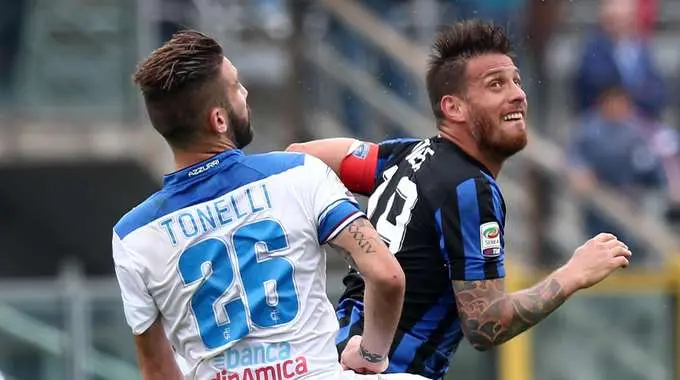 Atalanta, tifosi difendono Denis