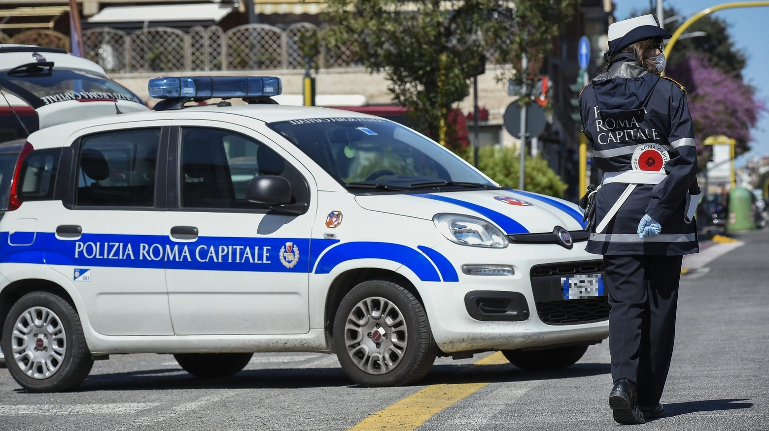 Sul posto è intervenuta la polizia locale di Roma Capitale