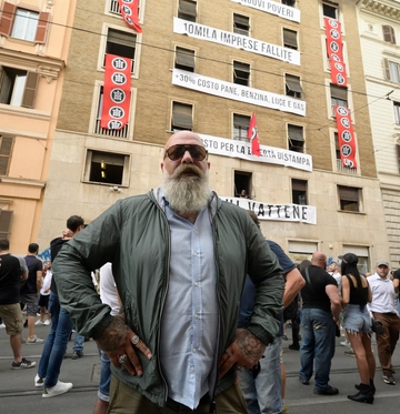 Casapound, 10 condanne per occupazione aggravata: “Pronti a difendere il palazzo”