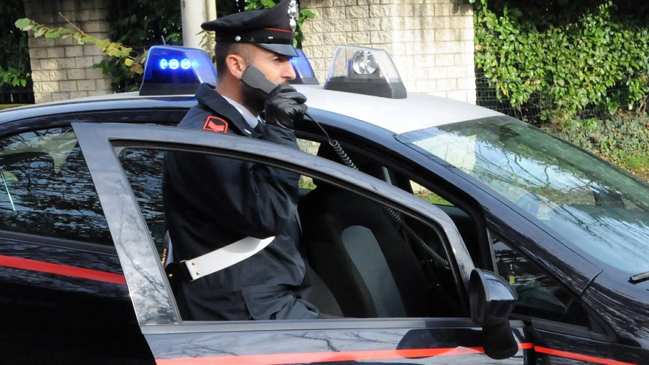 I carabinieri stanno indagando per capire se vi siano stati altri episodi con altre vittime (Brianza)