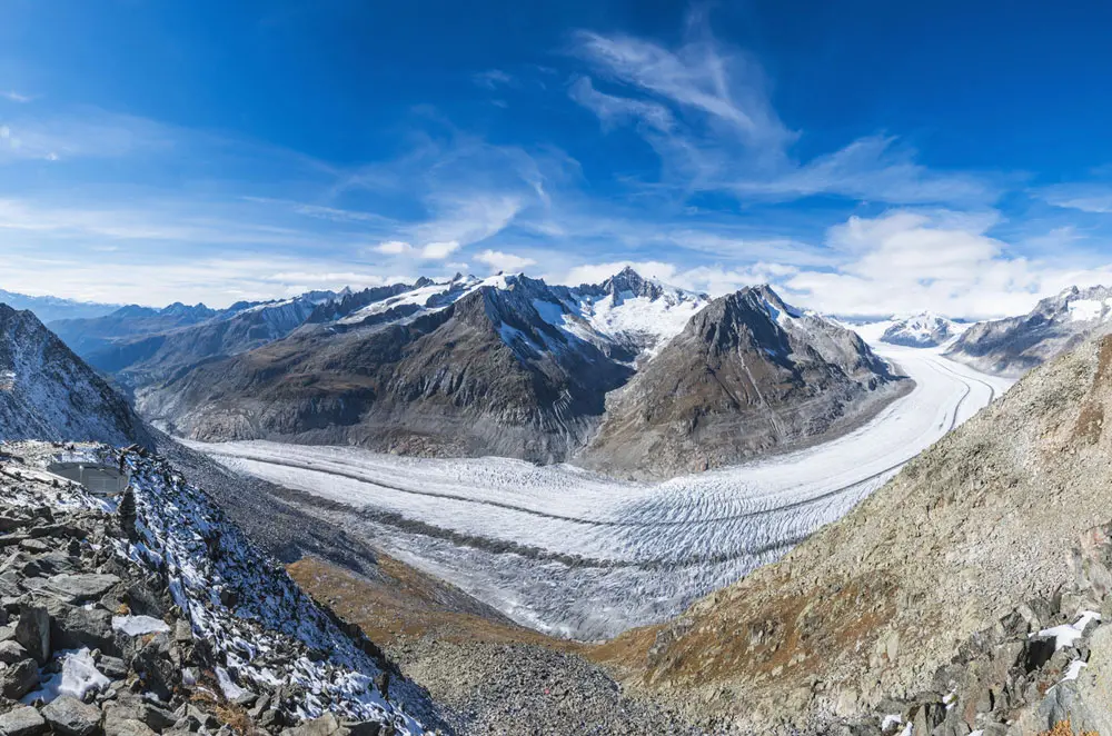 Riscaldamento globale: dai ghiacciai sciolti in arrivo tonnellate di batteri nell'acqua