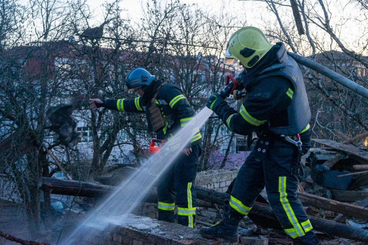 Ucraina, il più potente attacco russo su Kiev (Ansa)