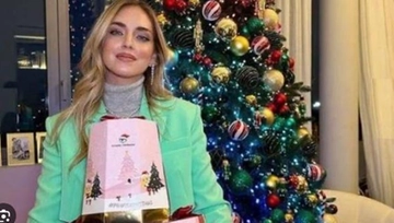 Ferragni e il pandoro griffato. Aperto fascicolo senza indagati. Il caso in mano al pool anti truffa