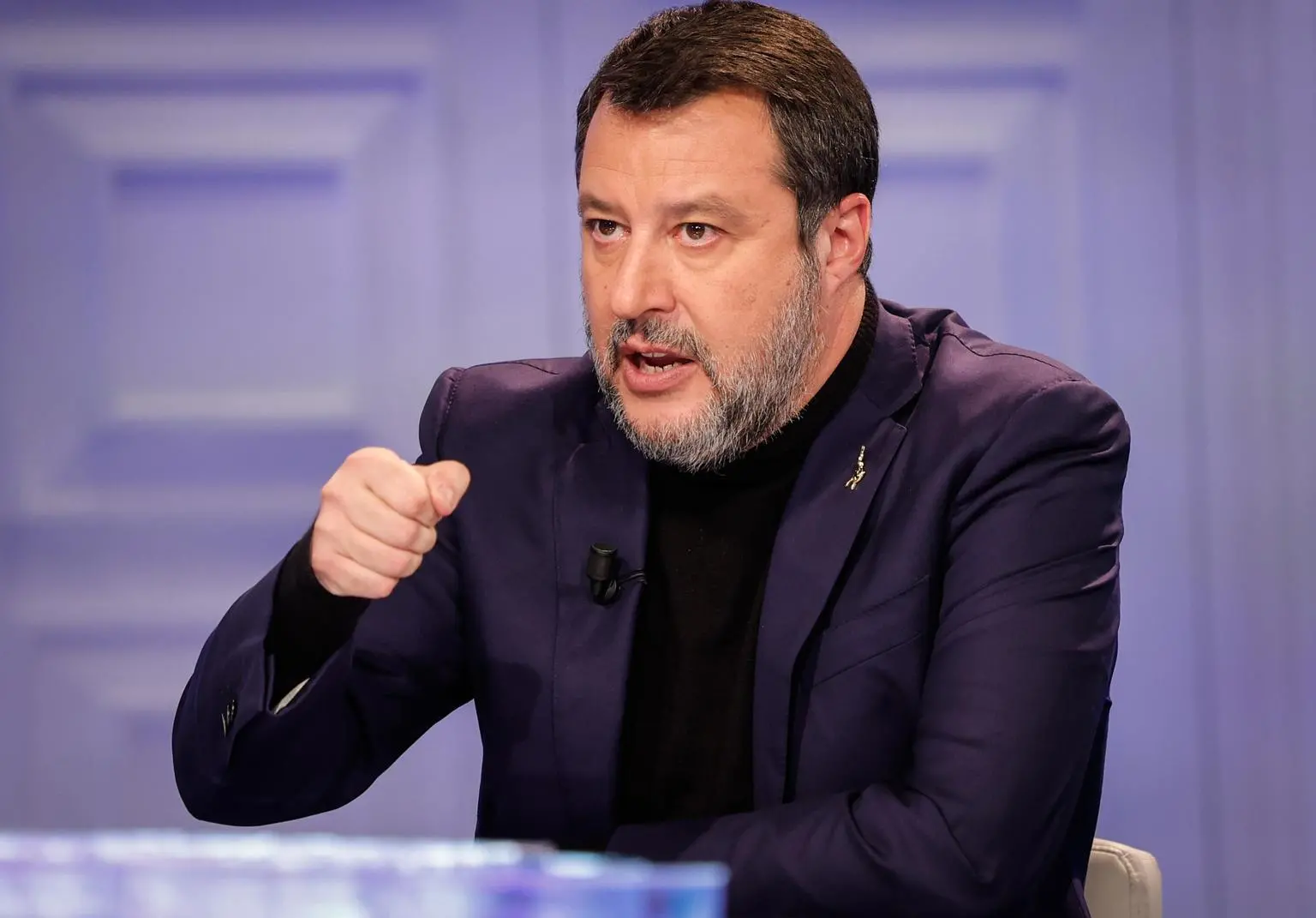 Salvini secondo polso sale