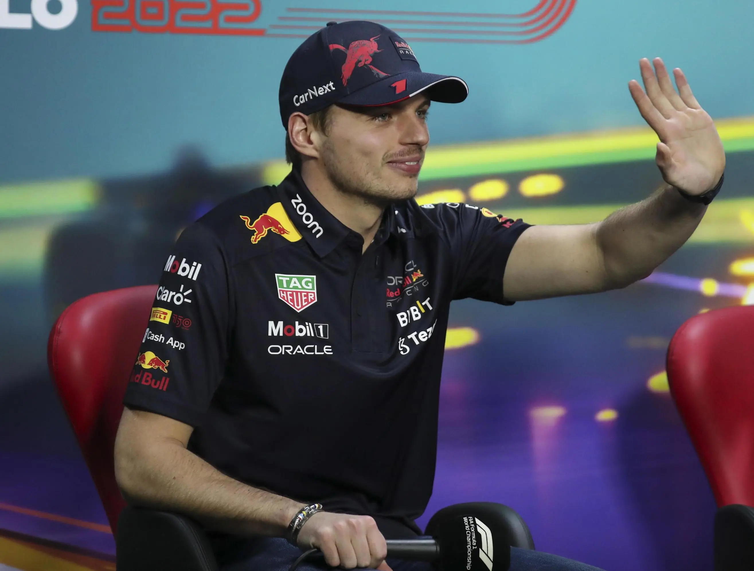 Verstappen-Ferrari mai così vicini. Max a Bologna agli Oscar della Fia