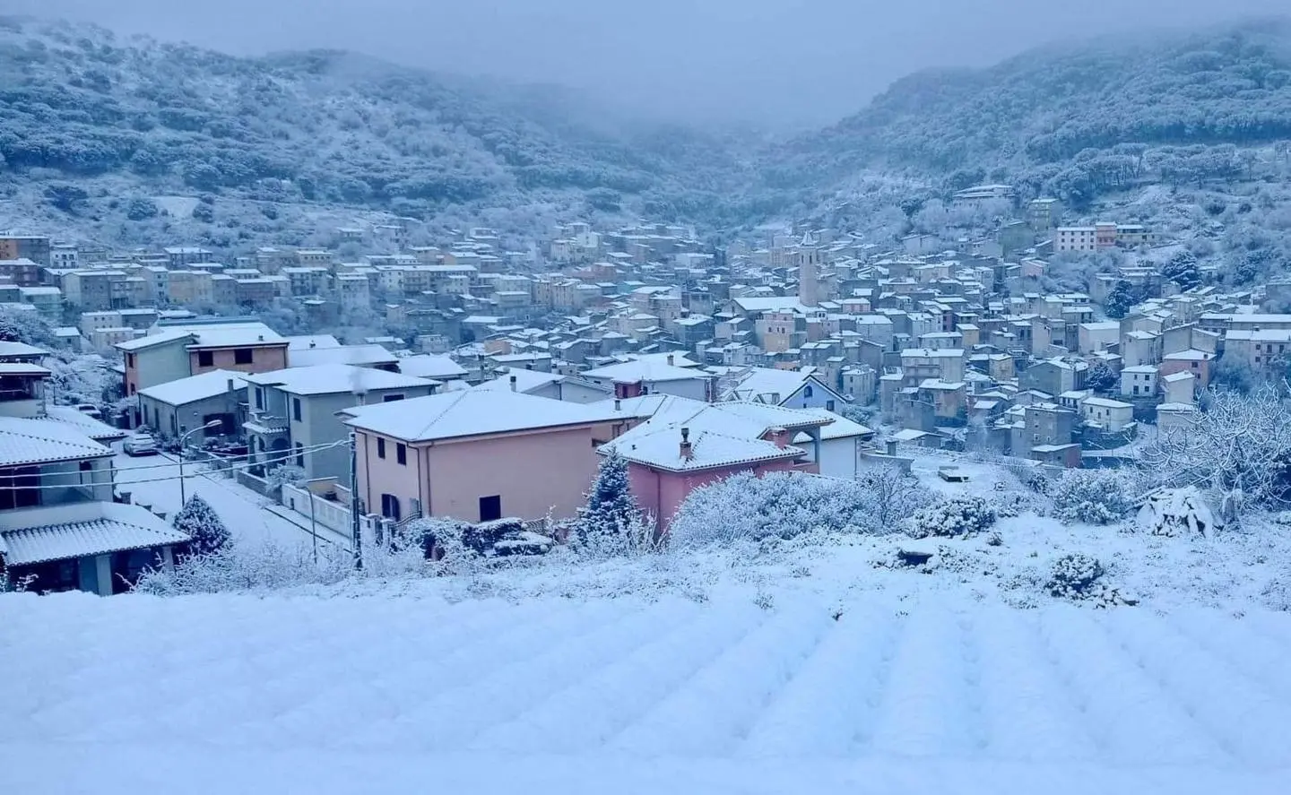 Previsioni meteo: venerdì ancora maltempo al Sud. Sole e caldo nel weekend