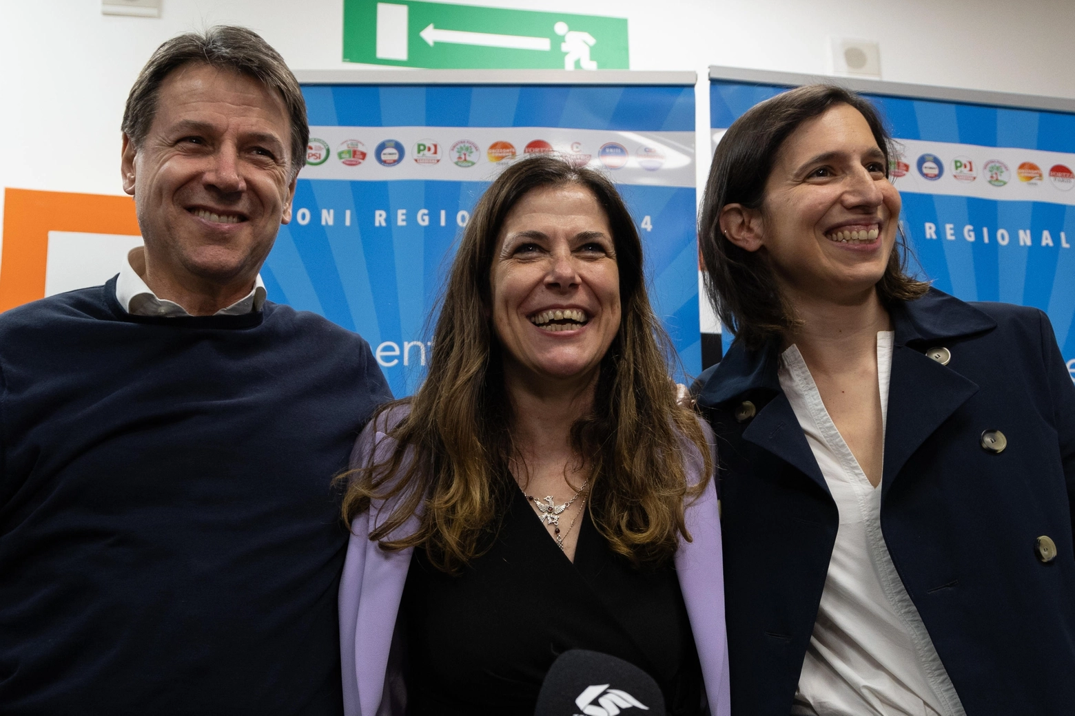 Todde festeggia con Conte e Schlein: "Sono la prima presidente donna della Sardegna"