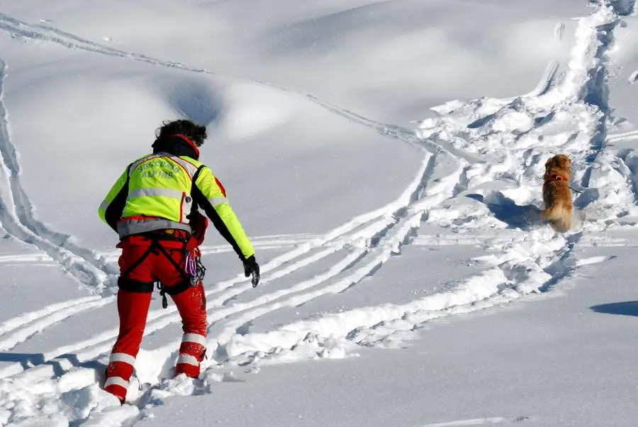 Incidente in montagna: valanga in Austria, morto scialpinista di Ponteranica