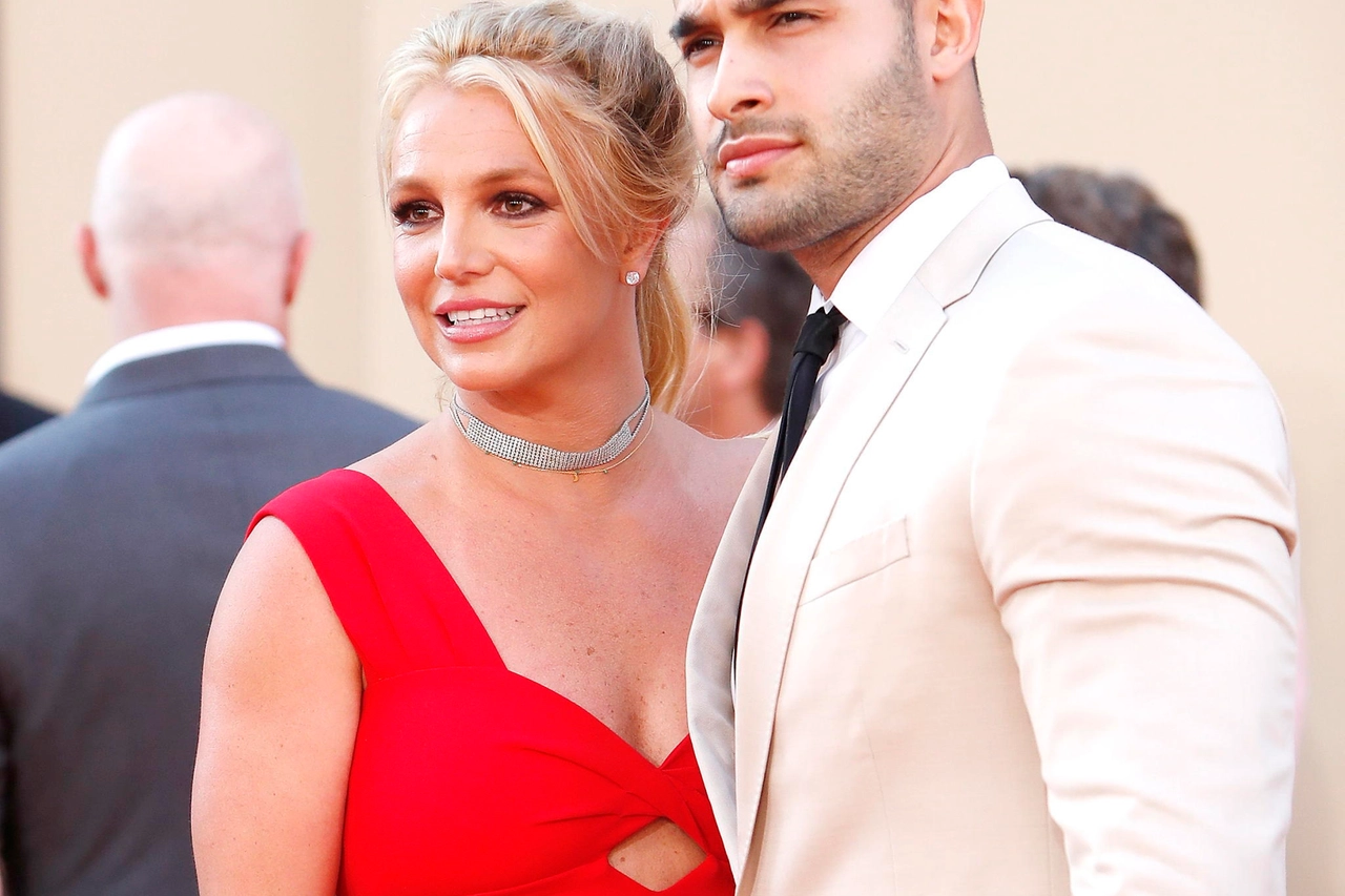 Britney Spears con Sam Asghari (Ansa)