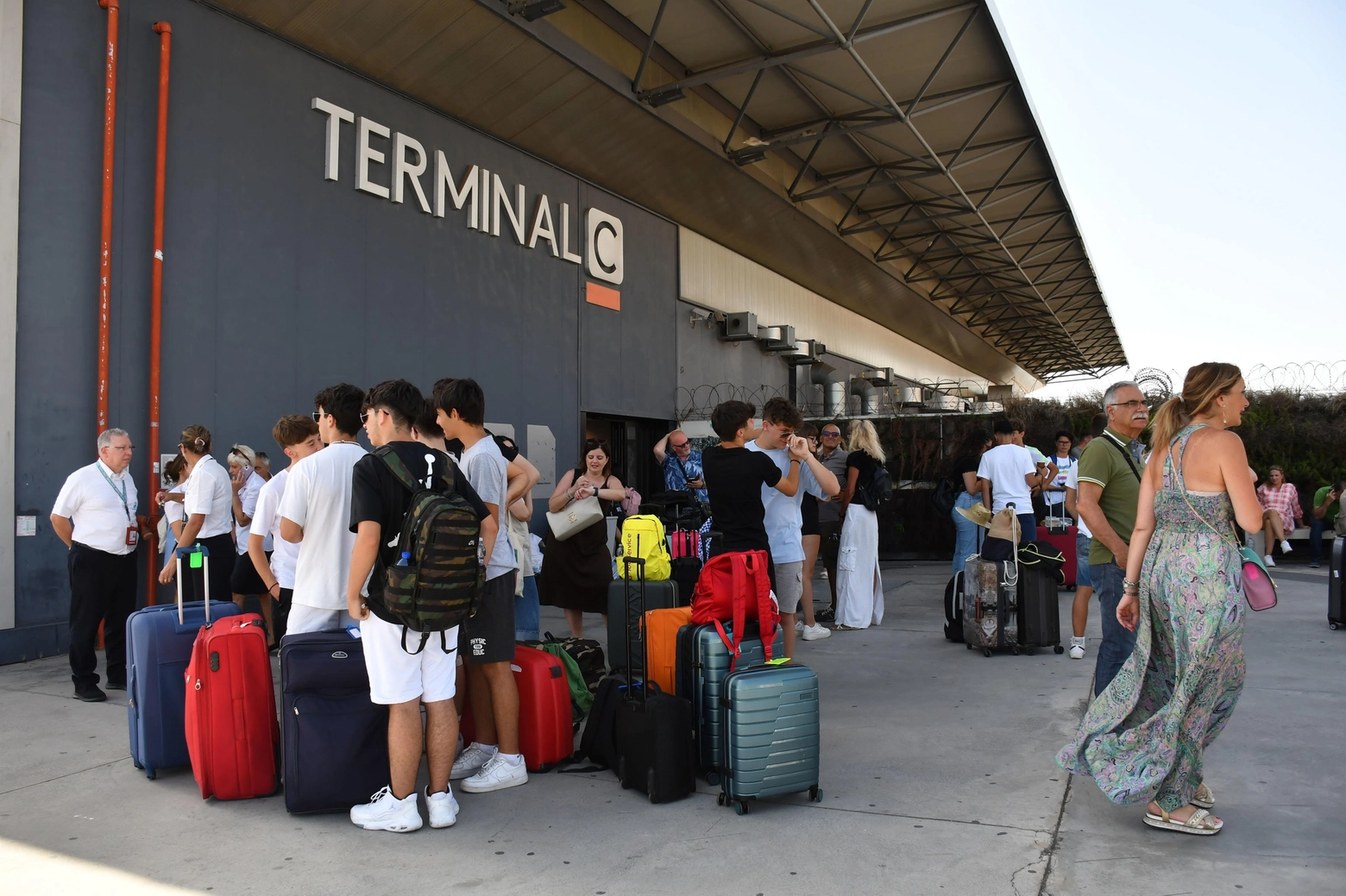 Aeroporto di Catania, ancora problemi. Palermo, caos bagagli
