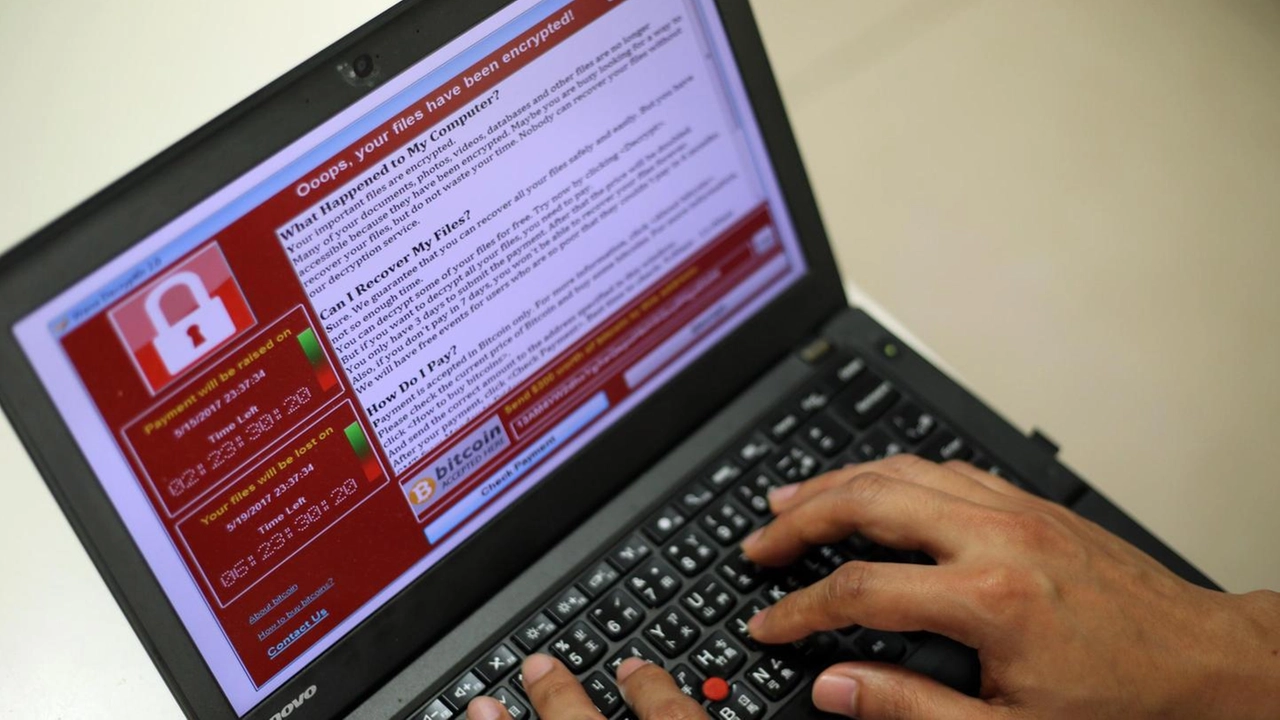 Wannacry, nuovo attacco hacker (Ansa)