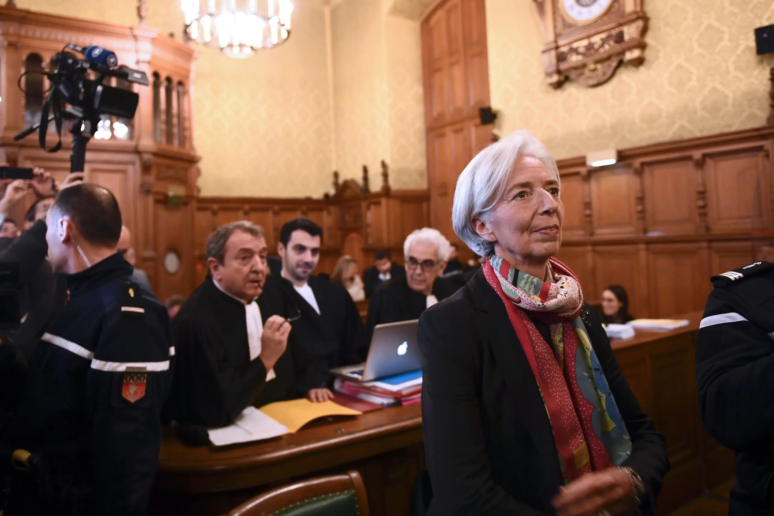 Fmi, Christine Lagarde condannata per 'negligenza' nel caso Adidas-Tapie