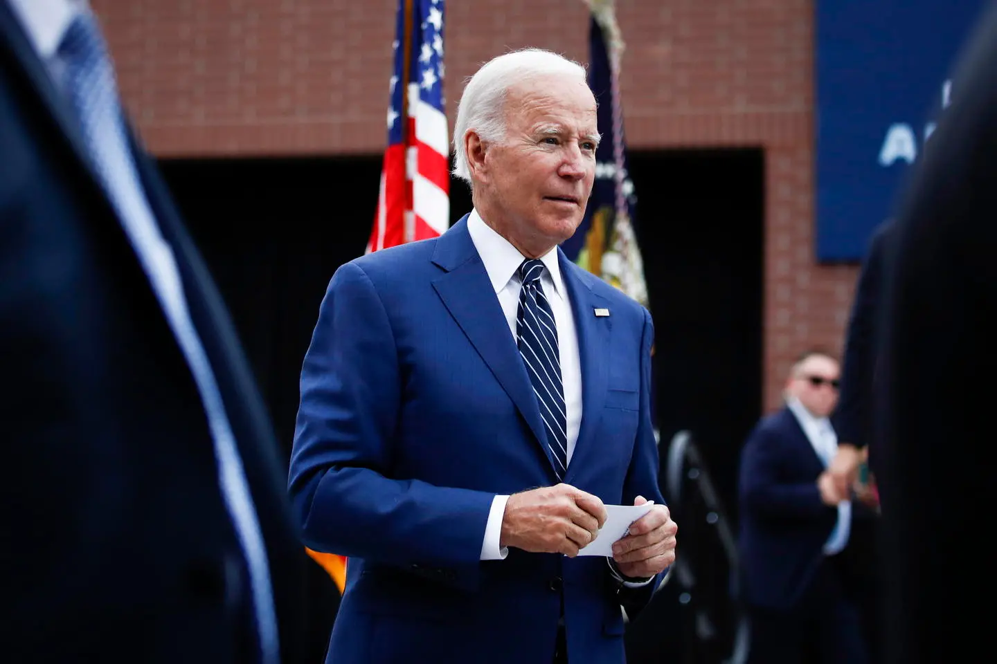 Biden: "Guardate cosa è successo in Italia". Il timore del presidente Usa su Meloni