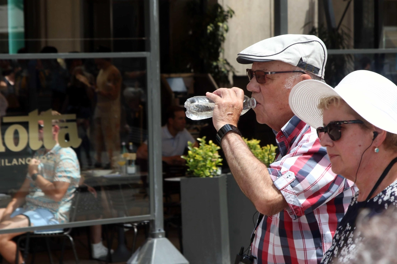 L'anticiclone Bacco porta bel tempo e caldo estivo (Ansa)