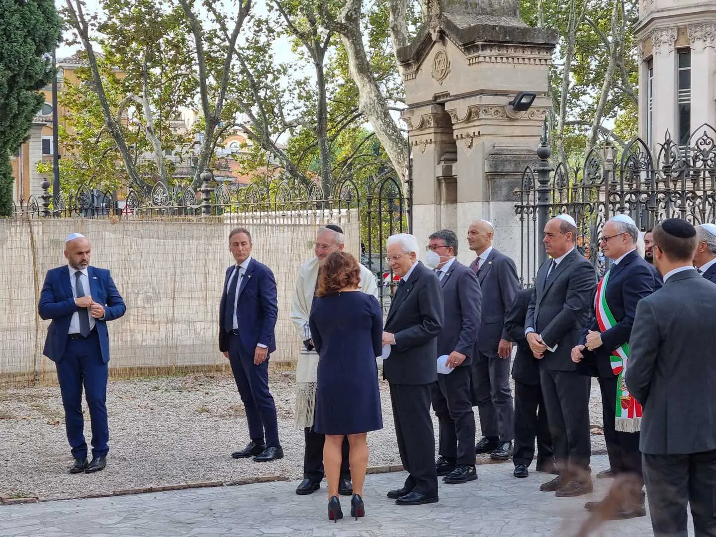 Attentato sinagoga di Roma, la giornata del ricordo. "Dichiarazione di vita e di pace"