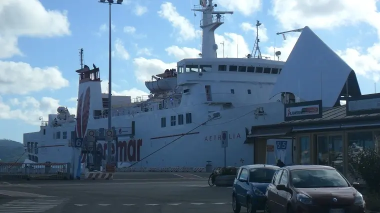 Toremar, lettera aperta dei lavoratori alla Regione