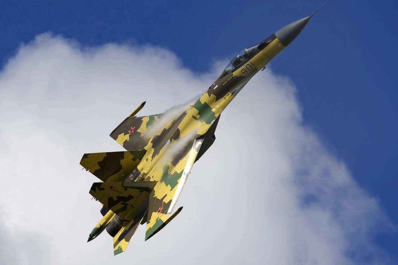 Un caccia russo Sukhoi Su-35