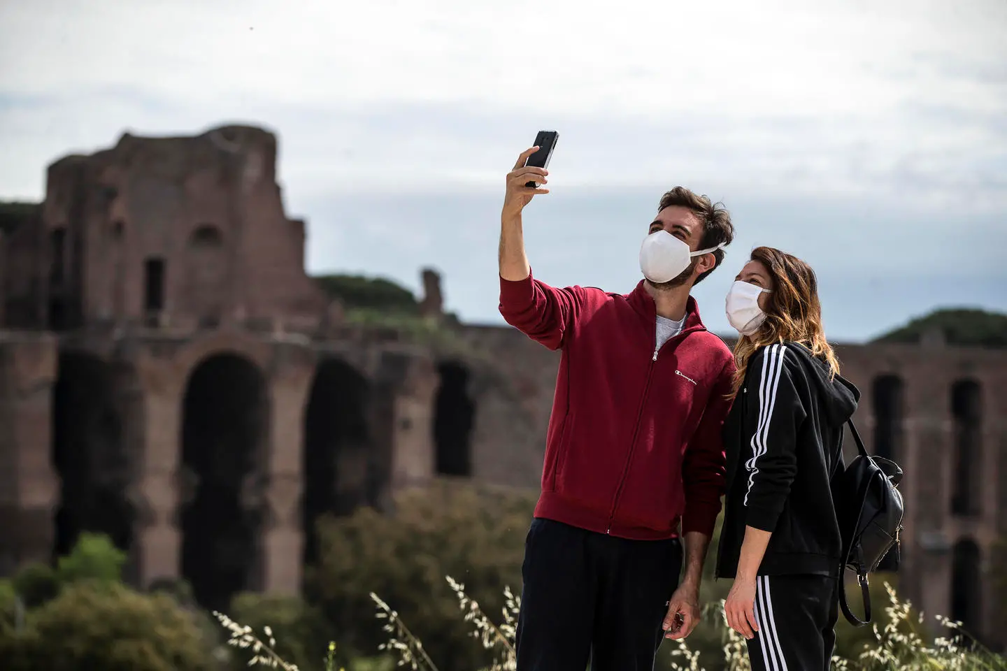 Coronavirus, l’epidemiologo: "I viaggi sono sicuri"