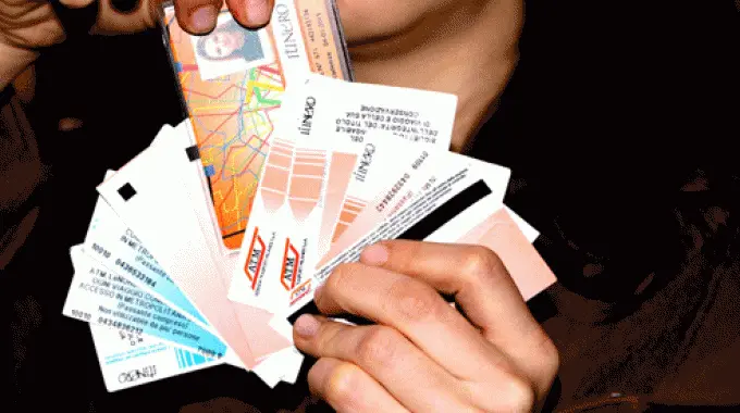 "Milano viaggia con te": per disoccupati e precari gli abbonamenti Atm ai mezzi sono gratis